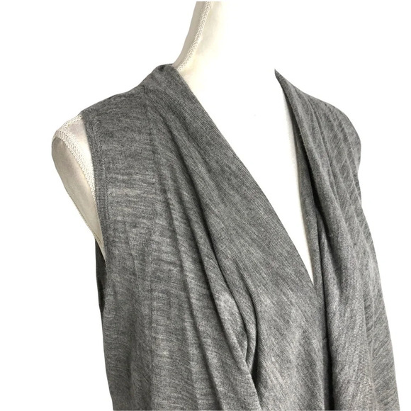 AUTUMN CASHMERE Grey Open Drape Balloon Hem Sleeveless Vest - Picture 3 of 7